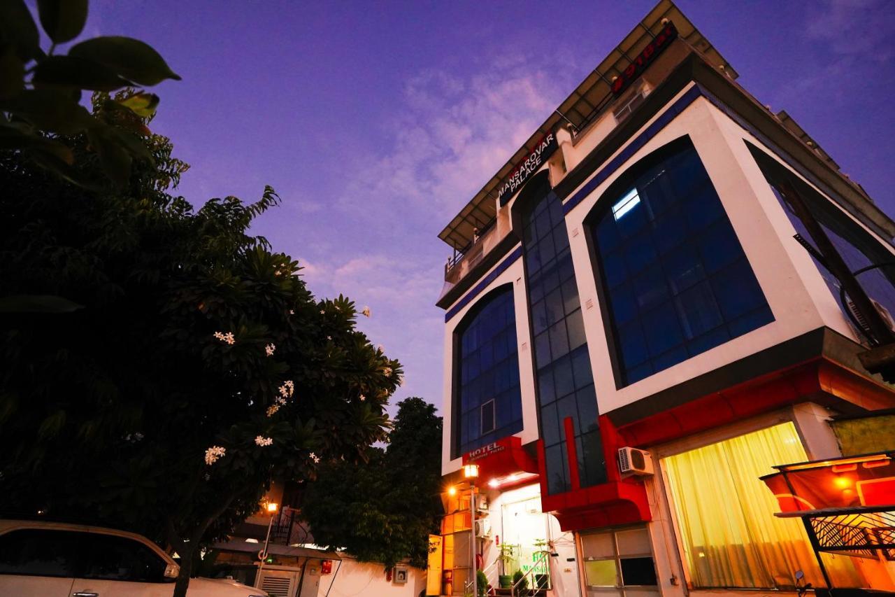 Mansarovar Palace Hotel 2*